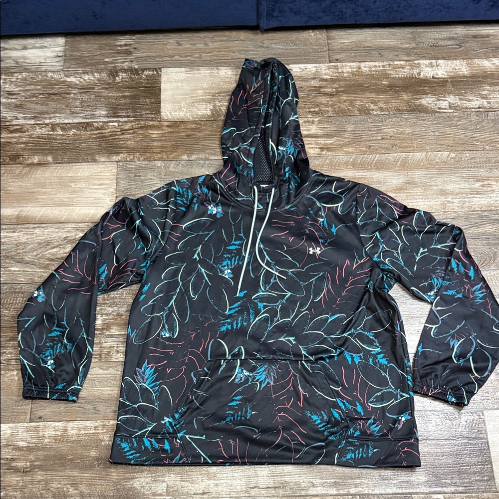 Under Armour Women’s Black and Teal Hoodie Size XL